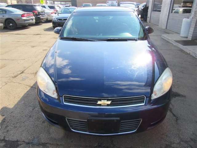 2010 Chevrolet Impala Police 4dr Sedan w/1LS